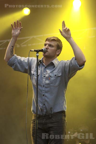 COLD WAR KIDS - 2007-08-25 - SAINT CLOUD - Domaine National - Grande Scene - 